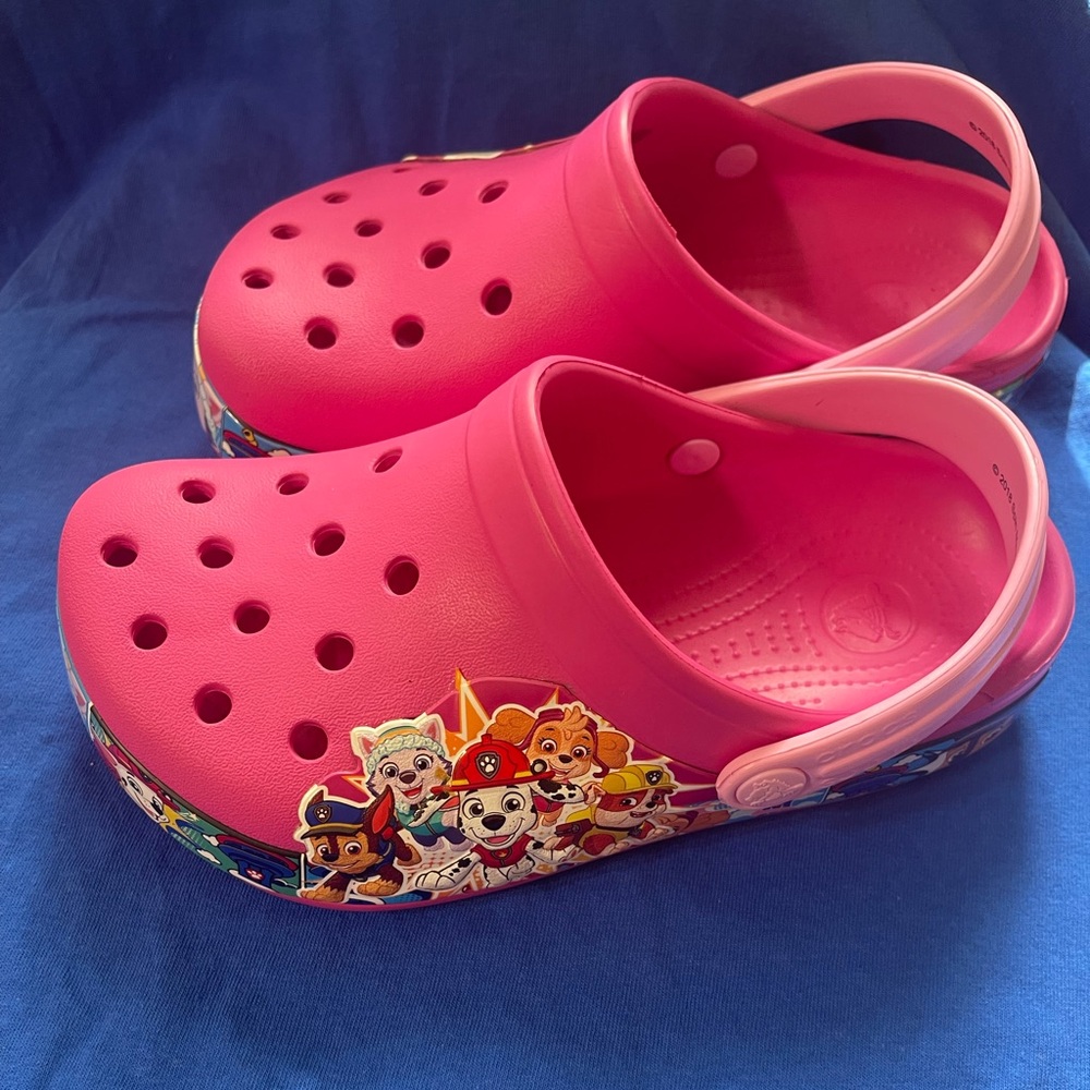 Paw patrol Crocs girls pink crocs!